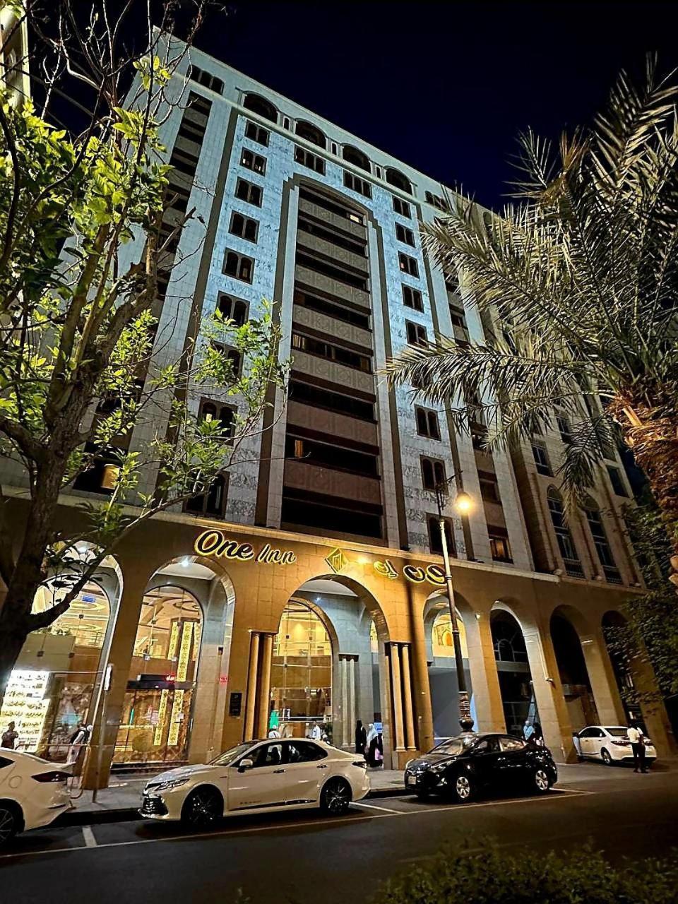 One Inn Hotel Medina Esterno foto