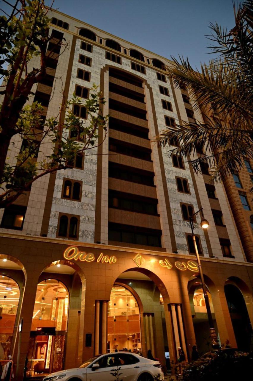 One Inn Hotel Medina Esterno foto