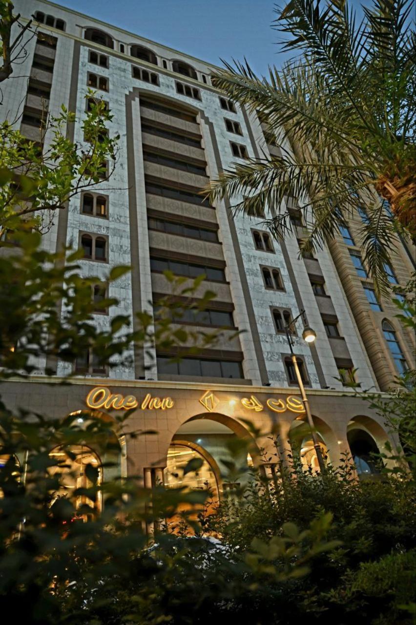 One Inn Hotel Medina Esterno foto